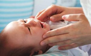 Are there any signs to know that the baby is about to born?