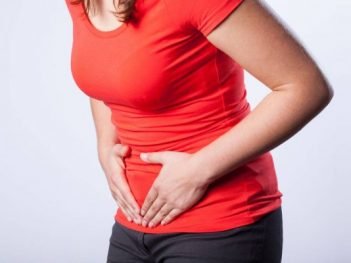 How to Treat Menstrual Problems at Home Naturally?