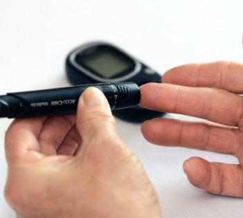 How alternative medicine can help in prevention and cure of diabetes?